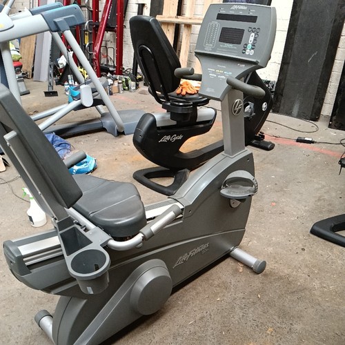 Life fitness classic recumbent - fitness,