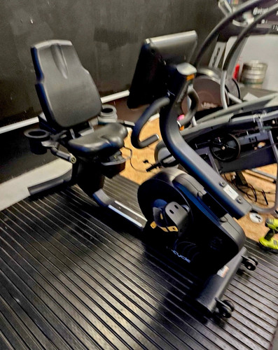 Pulse fitness recumbent - pulse,