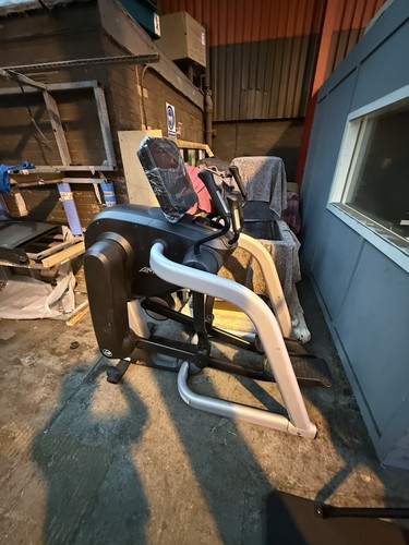 Life fitness recumbent - life,